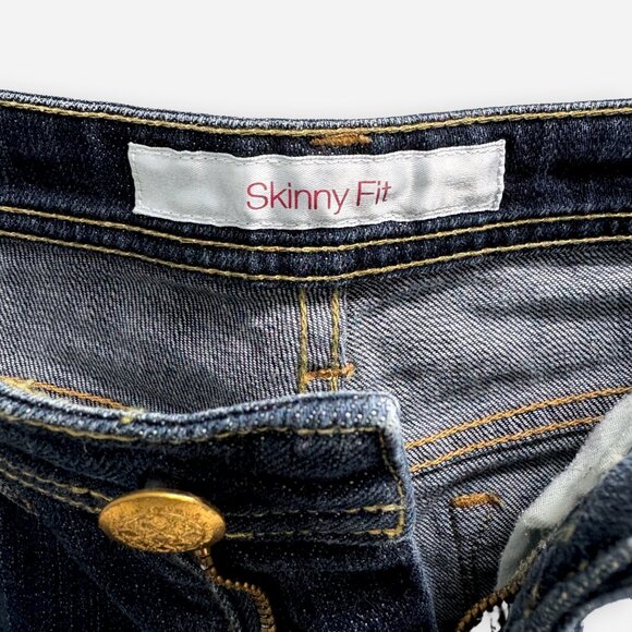 UNIQLO Mid Rise Straight Leg Jeans Dark Wash Size 23 Stretch 32.75 Inseam - Picture 5 of 7